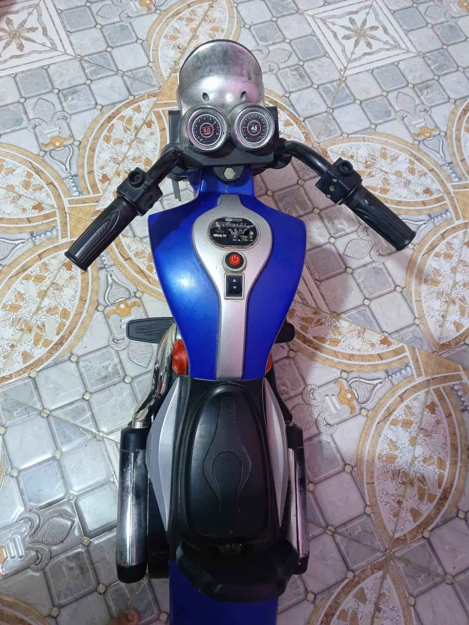 هارلي • بطاريات ٢ • نظيفة
