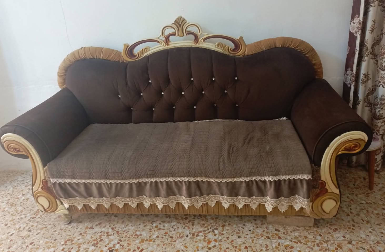 ١٠ مقاعد • جوزي ملكي • قضاء السنيه