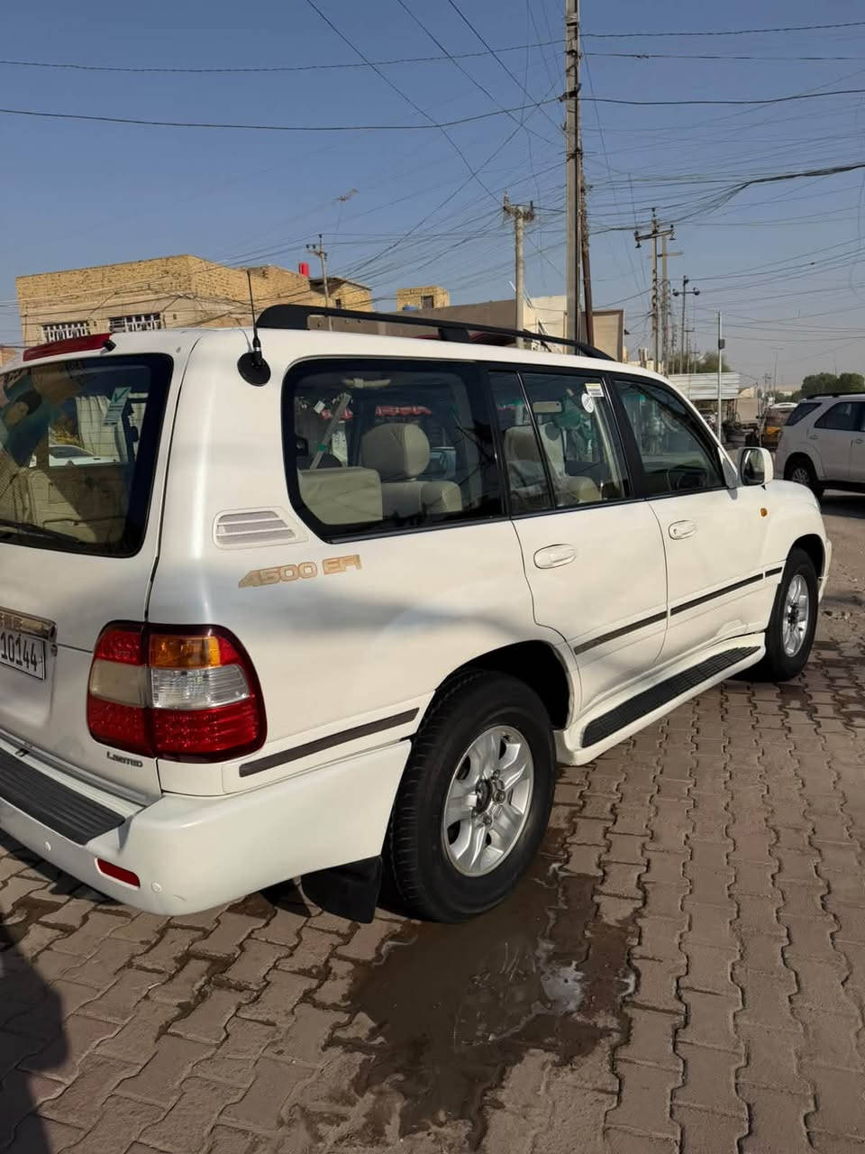 الاندكروز مونيكا موديل 2006 اصل cxr سياره كفاله عامه من كلشي مكينه كير اوتماتيك كفاله مامفتوح سياره فوول موصفات تبريد تلاث قطع ثلاجه سلايت حساسات فوول رقم بصره جديد سنويه بسمنه تحويل ثاني يوم مناقصه اي شي اشراي اتصل على الرقم ***********اتصل مكلف بل نشر.  مكانه ميسان
