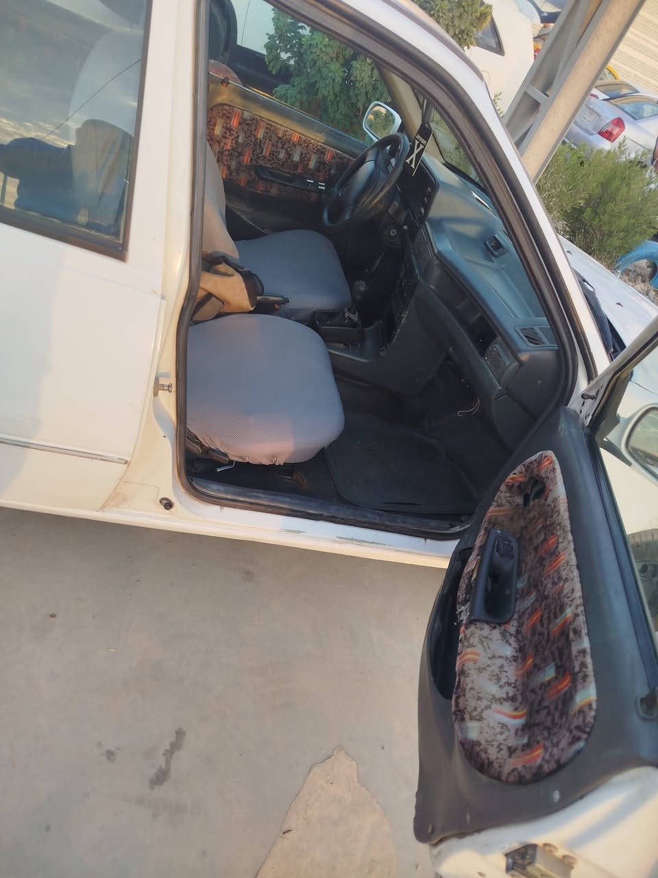 سلام عليكم اخوان دايو سلو موديل ١٩٩٥ رقم كركوك مشروع وطني دفتر بنزين موجود سيارة باقي عل بلادي گير مكينة كولة بلاد ***********
