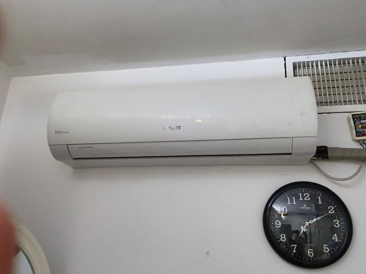 سلام عليكم ورحمة الله وبركاته سبلت للببع توست السعر 250بي عطل مندري شنو التواصل واتساب فقط الرقم***********العنوان الغزاليه
