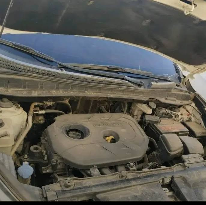 توسان موديل 15خليجي شركه عامه كفاله من عده دعاميه اماميه رقم بغداد دولي بسمي عنوان بغداد  سعر 120 بيع سريع غرض سفر ‏‪***********‬‏
