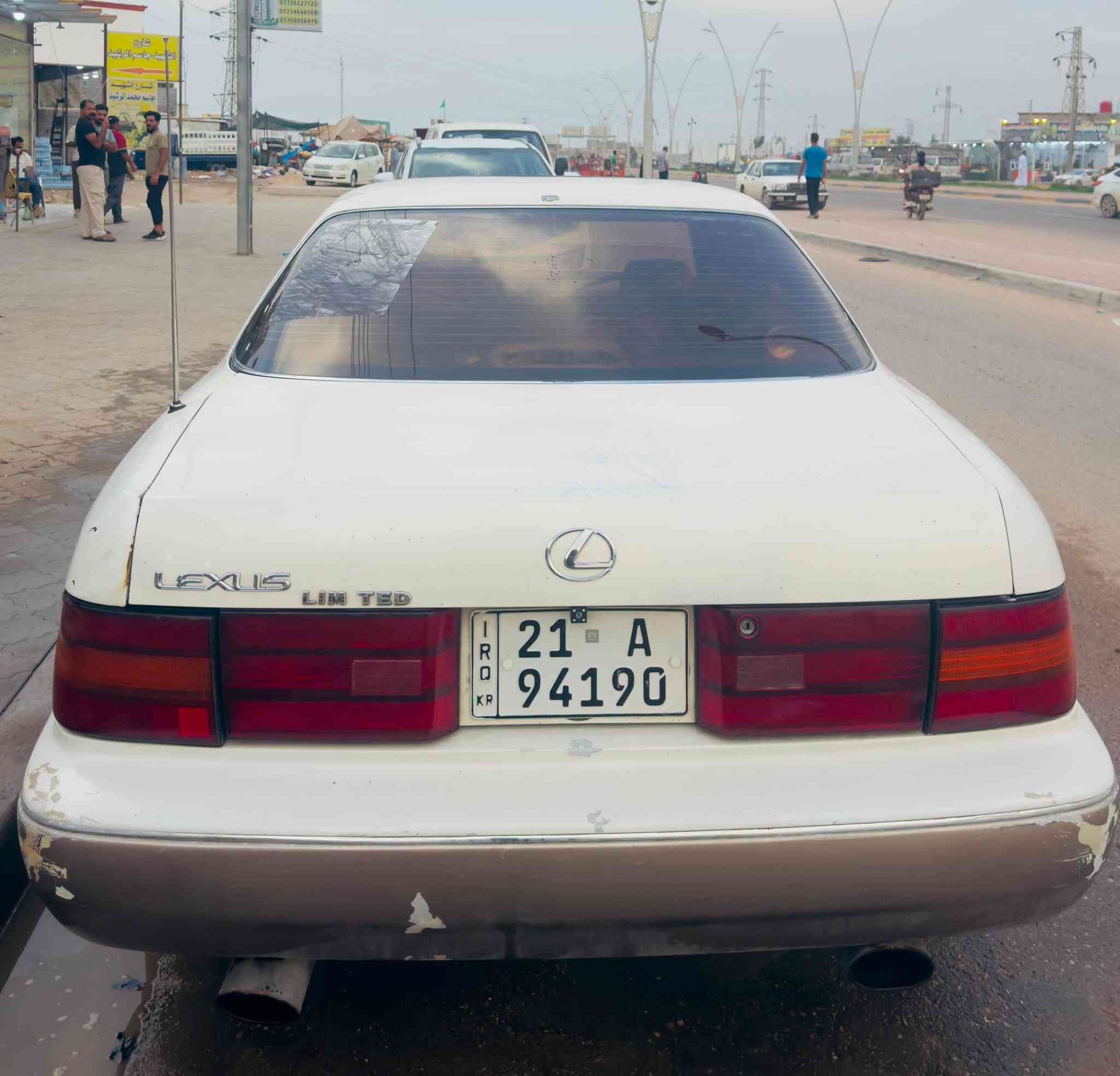 لكزز ls400لبيع او لمراوس
سياره نظيفه بلاديه ما ملعوب بيه كفاله من الضربه والصيغ مكيه بلاديه 8 سلندر وعليه منضومه غاز السعر 70 وييه مجال 

***********
