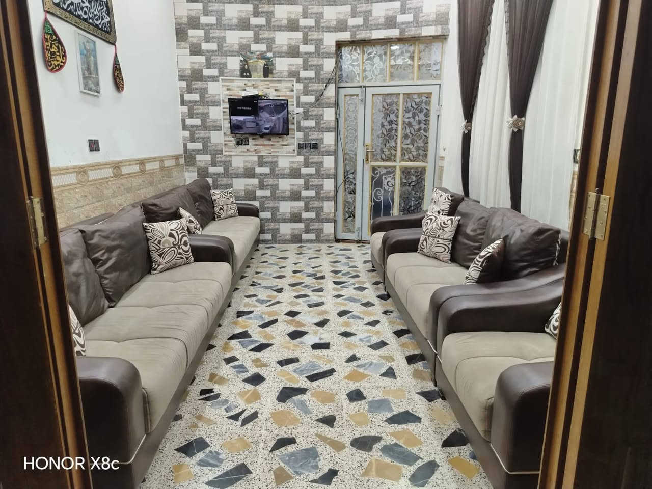 تخم قنفات مثل ماواضح  بالصوره  للبيع الاستفسار اكثرعلى هذا الرقم ***********
