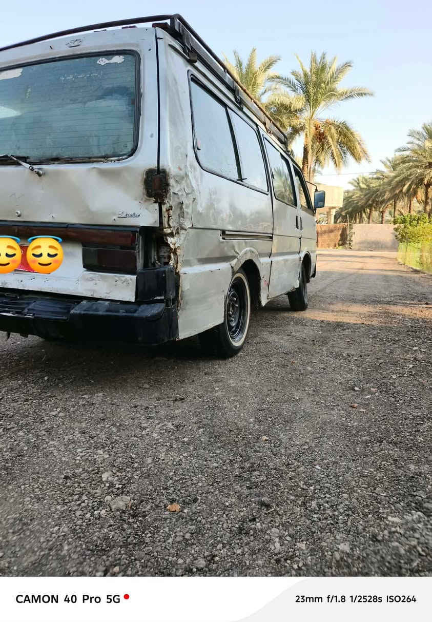 يالله السلام عليكم 
كيه بسته موديل 1992
رقم احمررا راعي ماندله 
المكينه بيه صوت ولكير الرابع يفلت 
زوج تايرات جدد باتري جديد 
الغرفه حلوه 
السعر 15وبيه مجال 
رقم التصال
***********
مكان السياره حله ورديه خارج

نص مكتوب في الصور:
- CAMON 40 Pro 5G 23mm f/1.8 1/2528s ISO426
- CAMON 40 Pro 5G 23mm f/1.8 1/2528s ISO270
- CAMON 40 Pro 5G 23mm f/1.8 1/2528s ISO264
- CAMON 40 Pro 5G
- 23mm f/1.8 1/2528s ISO180
- CAMON 40 Pro 5G 23mm f/1.8 1/2528s ISO184