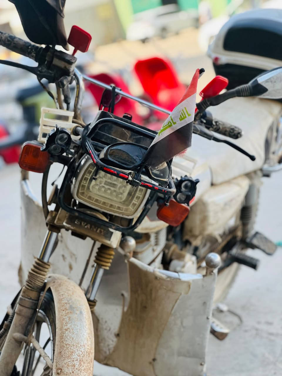 للبيع:  سيفانSVANIY (2021) – أبيض 🛵✨
​عرض مميز ودراجة نظيفة وجاهزة للاستخدام:
مكان السكن :الجدعة
​اللون: أبيض
​الموديل: 2021
​الأوراق: منفيس 
​الحالة: كافه الكهربائيات والمحرك شغالين تماماً
​النواقص: تحتاج تبديل بطارية فقط
الماطور مفتوح 
​السعر: 350 ألف
​📞 للتواصل والاستفسار: ***********
