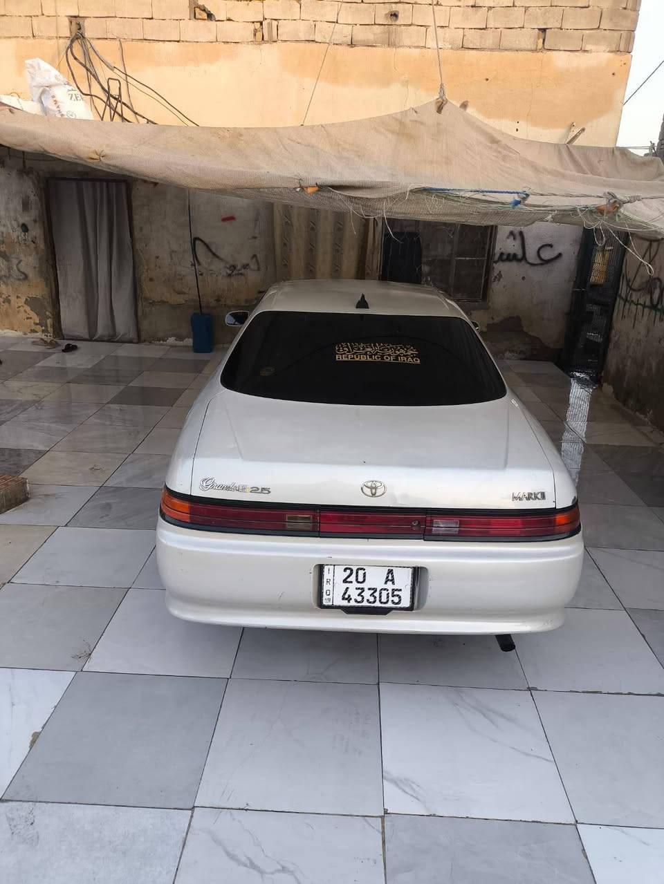السلام وعليكم مارك نفخ كفاله عامه ما عده دعاميات وحده بدله وحده مصبوغه حداديه ميه بل ميه تبريد ثلج مكينه وكير كفاله دواخل جدد السياره بسمي تحويل وين ما يعجبك سنويه ال 2031 وشراي بي خير ودلل رقمي *********** مكان السياره بصره
