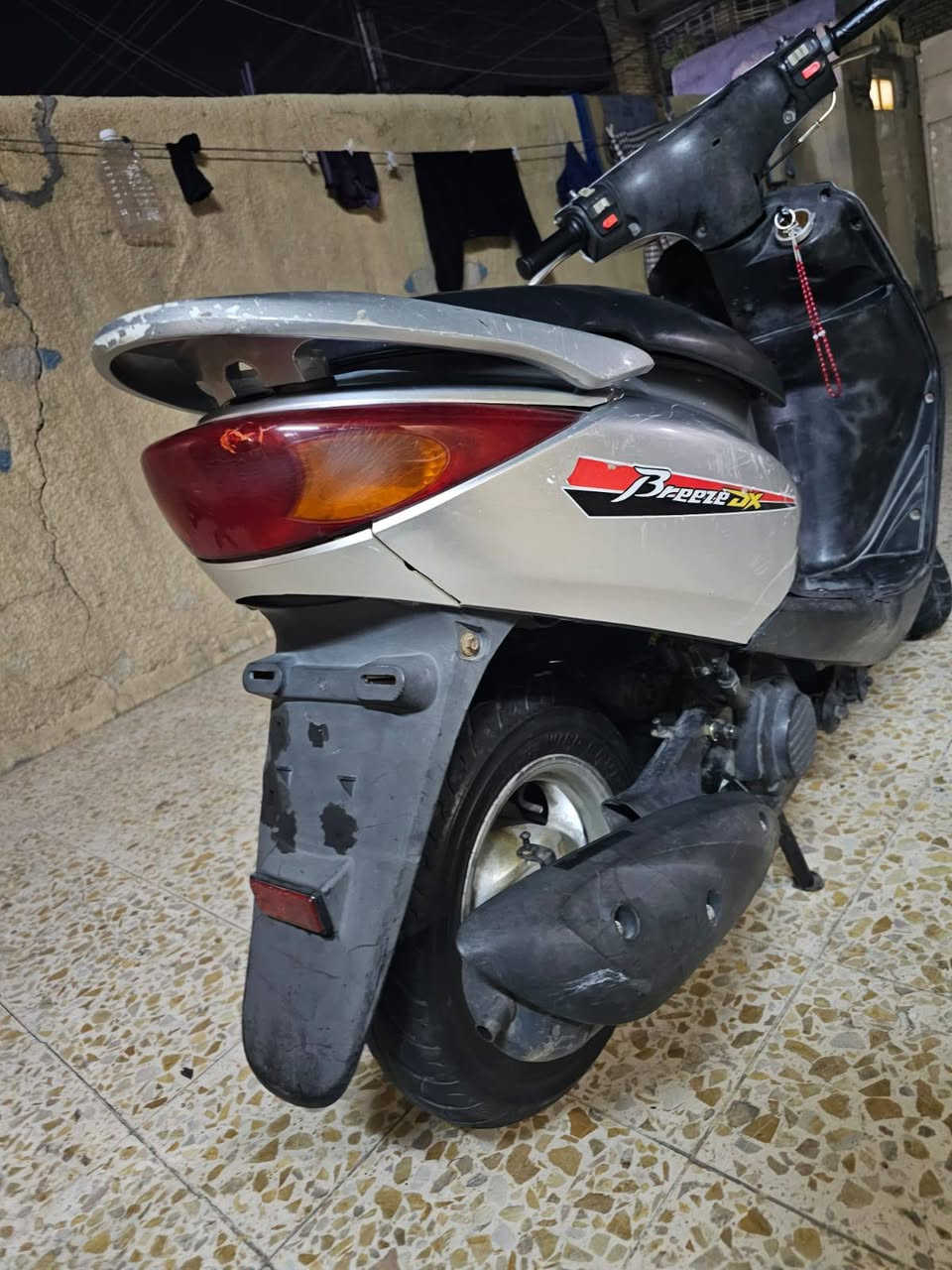 بريز للبيع 📍مدينة الصدر السعر 550
اي تفصيل هاذ رقم تواصل او واتساب ***********
