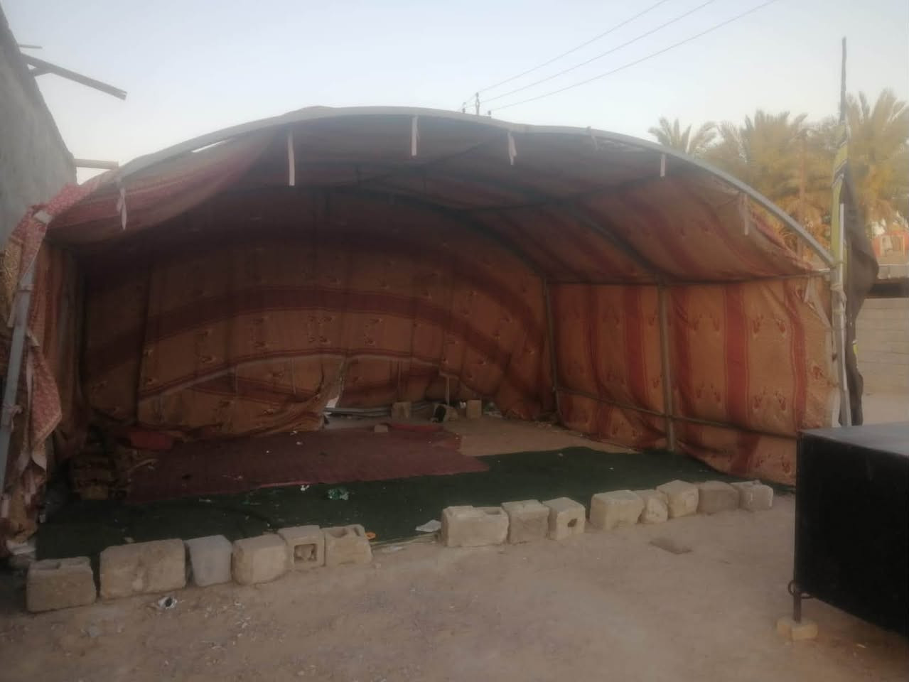 قياسه 6طول و5 ونص عرض
حديد 2 ملم حجي هذا سعره 700
بي مجال بسيط
