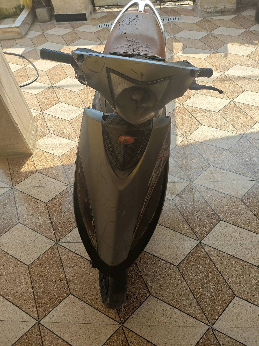 سلام عليكم دراجه كامكو جي 4 تشتغل سلف بيه هندر و ستان رباعي دراجه صراحه ريده ب 150 ورقم ب 7732308207 فقط واتساب