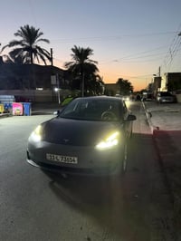 تسلا موديل ٣ • ٢٠٢٢ • ممشى ١٠٨٠٠٠
