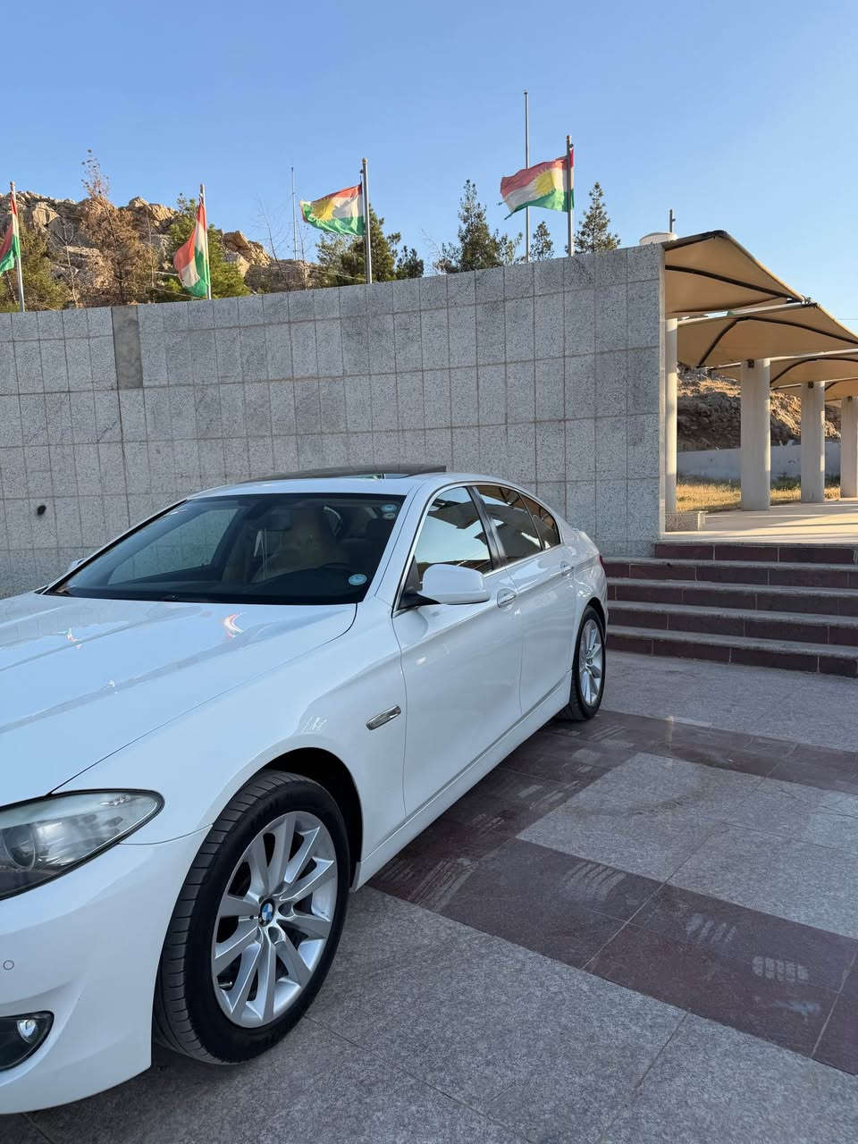 BMW F10 2013 
530i
‎شەریکە عروش خلیجی 
‎مۆدیل  2013
‎مەکینە 6 پستن
*****************
‎مواصفات سيارة
‎سلايد
‎بصمە
‎ ٥ پەردە
M سوکان 
‎كوشن جلد زەرد 
‎کوشین کەرەبای
‎كاميرا صندوق 
‎شاشة 
‎مۆدی 
sport 
Sport plus
‎ زۆر مواسەفاتی تر
******************
‎مەکینە بەشەرت
‎گێڕ بەشەرت
‎حدادی بەشەرت 
‎تخم تایە تازە
‎تبريد سارد
‎سنوي نوێ
‎فحص و هزه نوێ
********************

‎شوێن سيارة ڕانیە  
*********** رانية, السليمانية
