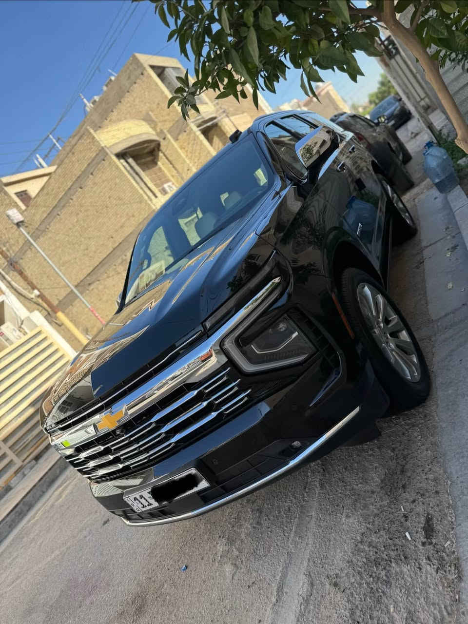 للبيع تاهو برايمر PREMIER خليجية موديل 25 ماشية 13 الف كيلو وكالة المنصور  بعدهة بالضمان رقم بغداد بأسمي كفالة عامة عدا رصعتين pdr اعلى مواصفات  ١/١:
شاشة كبيرة متصلة
جكات 
داتا شو (عرض على الجامة الامامية)
بانوراما
كامرات 5 محيطية 360 درجة
٣ شاشات
عدادات شاشة دجيتال
رادار امامي + تحديد مسار
رادار جانبي + نقط عمياء
دوسات كهرباء + انارة led
سستم صوت BOSE
ثلاجة
كشنات جلد ابيض خزن ميموري + هزاز كشن
تبريد تدفئة كشنات امامي + خلفي تدفئة
منافذ شحن usb,hdmi,typeC
ويل حجم ٢٢  كروم 
اشاير مري + مري شفط + هيتر مري
جنطة كهرباء + ستيرن كهرباء
سايد بريك بصمة
داخل ابيض + صاج ملكي
حساس امامي + خلفي
فور ويل
وباقي المواصفات المعروفة  والسعر 67,300$  الف للاستفسار ***********
