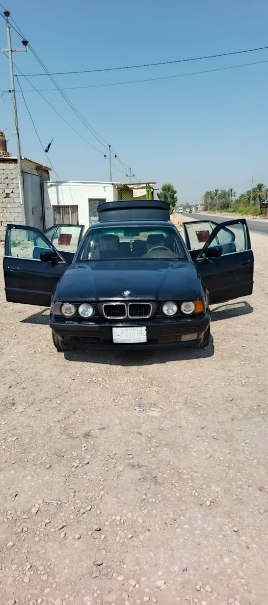السلام عليكم
BM 535 مفتوح 

مكينه كير كهربائيات شرط ضفيره الالمانيه ما ملعوب بيها

سياره احله من صوره 

رقم بغداد مداور يمته ميعجبك 

السعر 38 وبيها مجال

مكان بابل الحمزه الغربي 

***********
