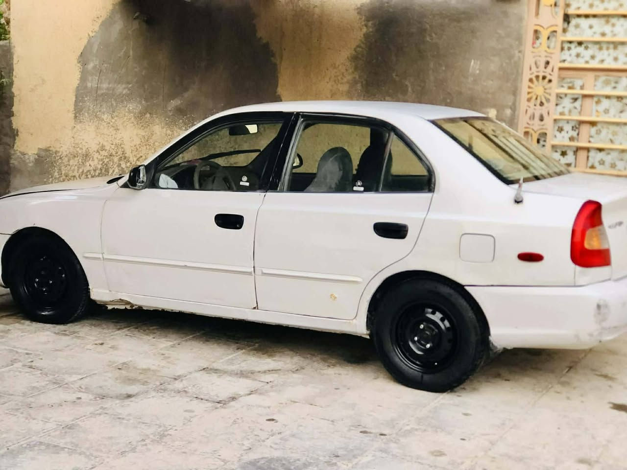 السلام عليكم
اكسنت مديل 2001 للبيع
محرك وكير جدد وحداديه جديده
تبريد كهربئيات كلها شغاله
تخم تاير جديد
رقم نجف سنويه ماساقطه
السعر 45 وبيها مجال

للاستفسار ***********
