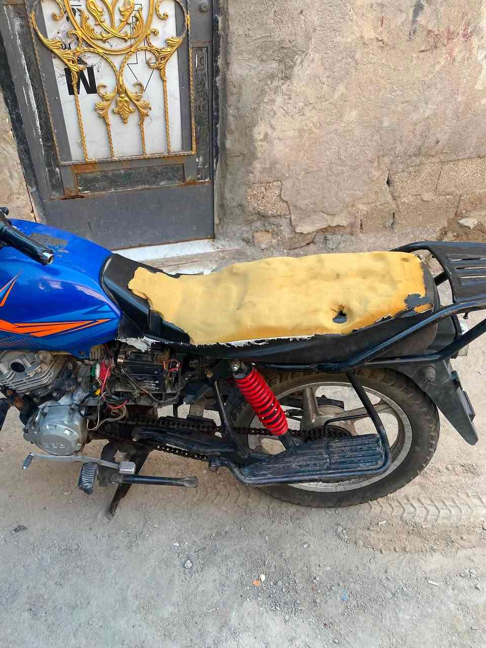 دراجه لبيع تي في اس اوراق سعر ٥٠٠ وبيها مجال مبدل بس والفات موديل ٢٠ مكان البصره ابو الخصيب واتساب ***********
