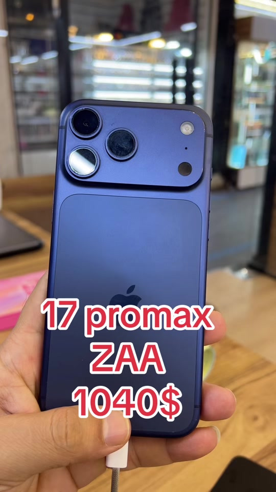 #karkuk_hawler_mosul_slemane️ #2025LiveRecap #hatawphone #tiktok 

نص مكتوب في الصور:
- 17 promax
- ZAA
- 1040$