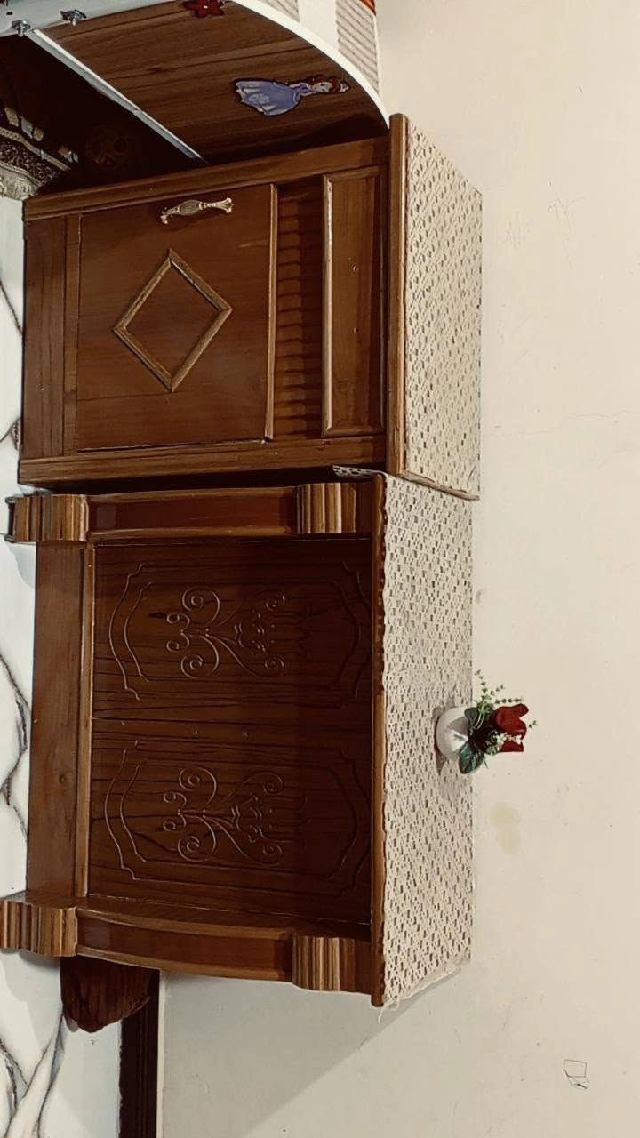 غرفه عراقيه السعر 700وبيها مجال عنواني البصره الزبير 
***********
