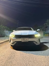 k5 للبيع موديل 23 خليجي ماشيه 40 الف مواصفاتها فول عدا البانوراما بصمه...