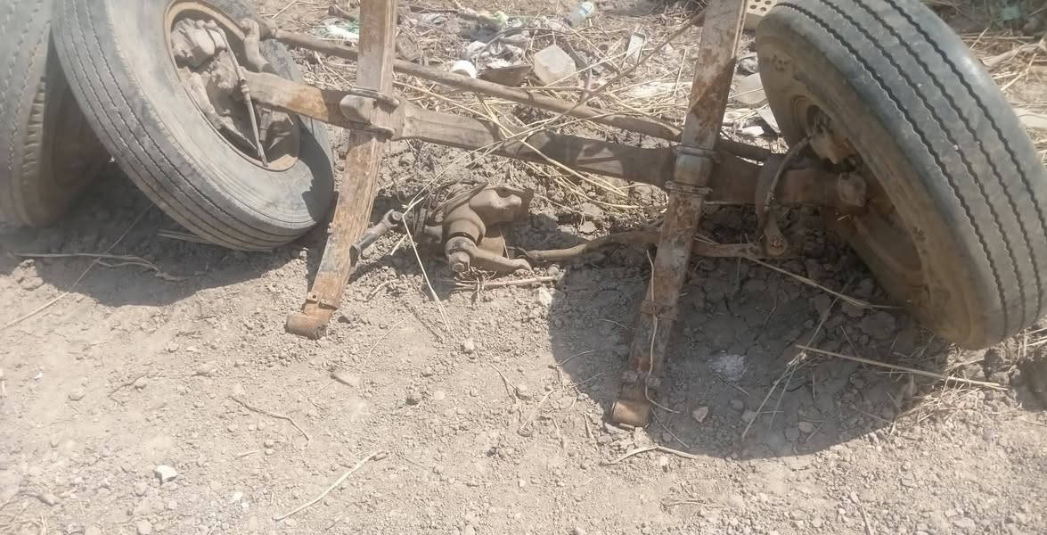 السلام عليكم اكسل وتخم اوياله وتايرات ومقدم امامي وبور كامل ودسك امامي  نظاف وشغالات مال كوستر مكاني بابل المسيب (قيم باليرضئ الله وخذهن)  ***********
