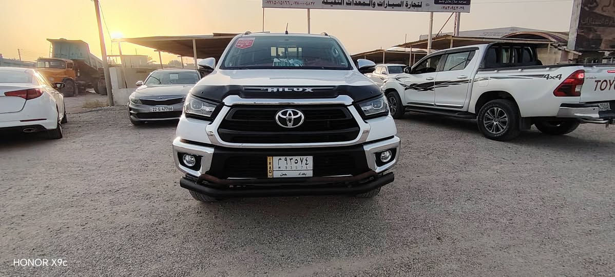 للبيع هيلوكس اوتماتيك موديل ٢٠٢٢ساز رقم بغداد ماشيه 65فول مواصفات مكفوله كفاله عامه ***********//***********

