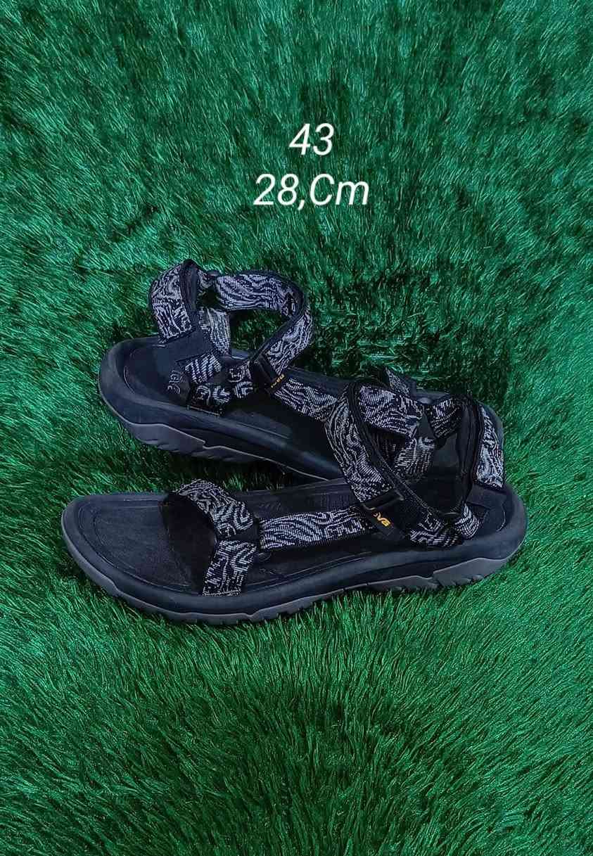 👟اورجنال باله مستخدم نظيف درجه اولى 💯 
اوربي فقط قياسات مختلفه 
الأسعار بلخاص🚛 ..يوجد توصيل 
🌷 جميع المحافظات
***********
