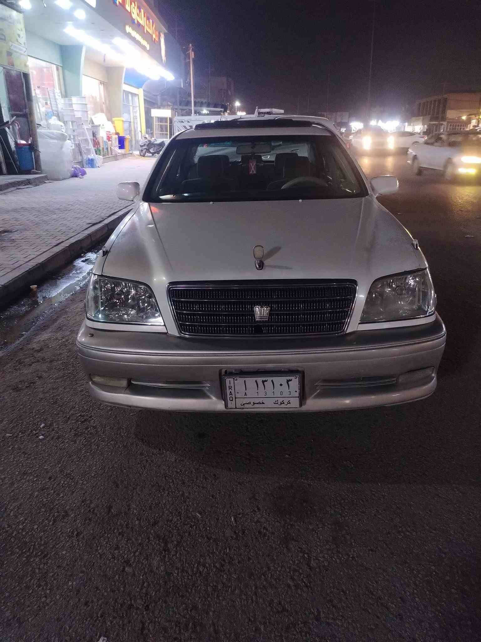 ملكه • ٢٠٠٠ • ٢.٤ VVTi