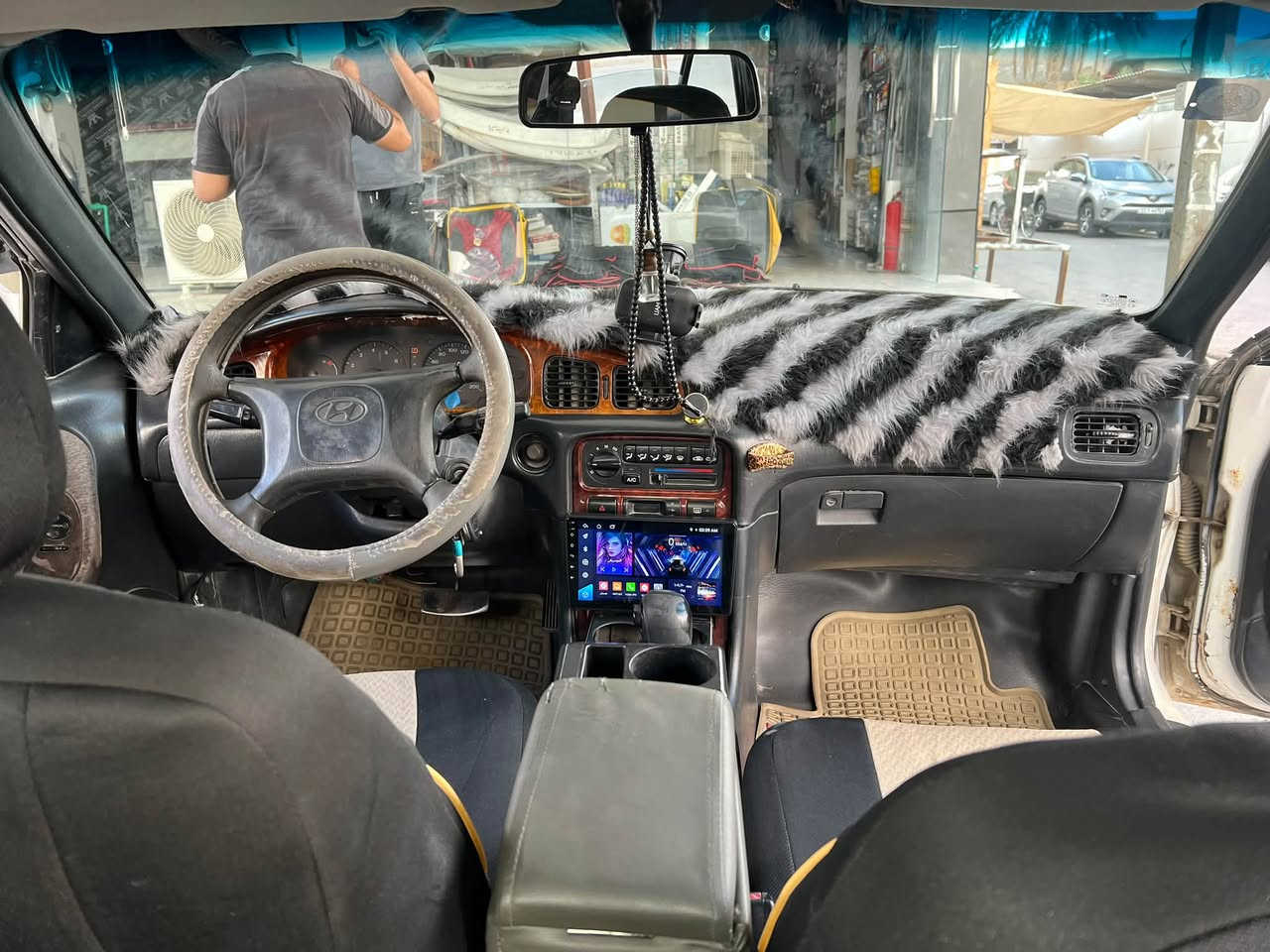 🚘🔥 للبيع سوناتا 2 موديل 1994

سيارة نظيفة 
تبريد شغال 
كير محرك نضيف 
💰 السعر: 45 ورقة وبيه مجال 

📌 البيع 
📩 للاستفسار والتفاصيل 
***********
***********

رزق الله يبارك للمشتري والبايع
