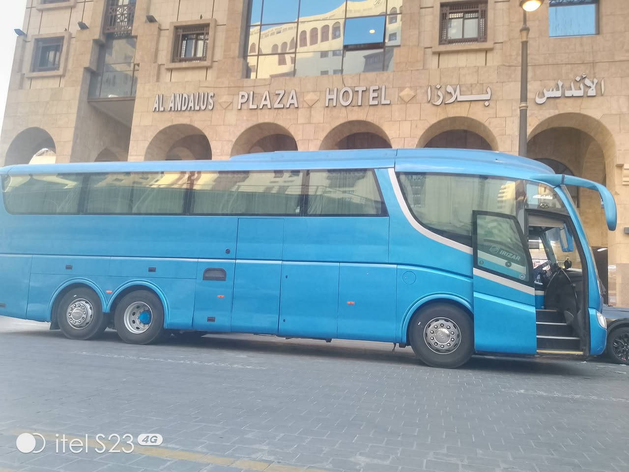 اسكانيا اريزر اوتماتيك سيارة اصولي مداور ثاني يوم رقم نجف سنوية وهزة جديد سيارة جاهزة مكينة وكير وتبريد تخم تاير تأمين على السعودية ماعايزة اي مصرف الشراي يتصل مكان ابو غريب بغداد ***********

نص مكتوب في الصور:
- Tik Tok Lite
- @hvh.vch2
- itel S23 4G
- @hvh.vch2 itel S23 4G