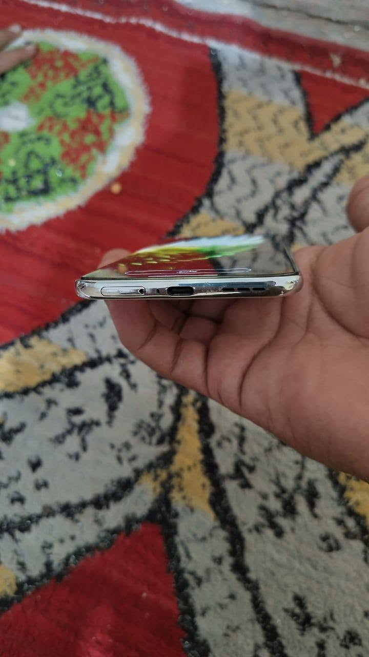 تكنو سبارك40برو بلس
ذاكرة256 عشوائيه8+8
موبايل مستخدم شهر نضيف فولل
سعره270وبي مجال حق الجيه مكاني بغداد مدينة الصدر
***********
