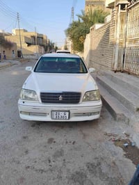 ابيض صدفي • ٢٠٠٠ • سليمانية