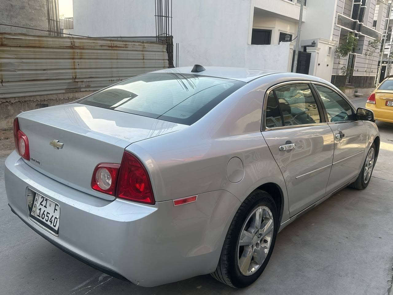 ماليبو ٢٠١٢ رقم سليمانية فيها البنيد والجاملغ  الأيمن والايسر صبغ تبريد شغال للبيع سعر ٧٥ ورقة للاستفسار الاتصال على الرقم *********** واتساب
