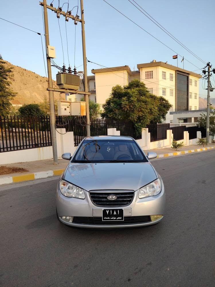 ئاڤانتی 2009کۆدی هەیە تەبرید لەمس سەیارەکە زۆر تندوتۆڵە کامل مەسرەف کراوە جامی هەڵگیراوە برێکی بەسراوە ڕۆنی گێڕو مەکینەی گۆڕاوە سەقفو کەڤەرو سەرەدەبڵی بەشەرت نرخی 47گڵاو تۆزێک مەجال  دەربەندیخان  *********** دار بنديهكان, السليمانية
