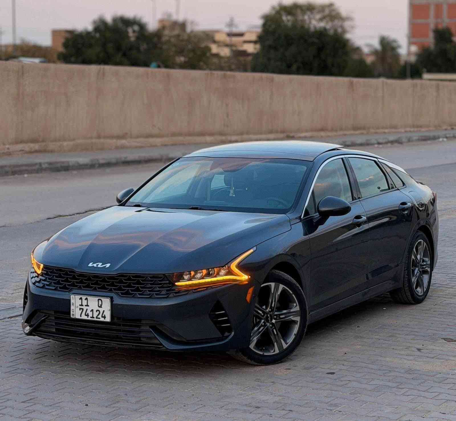 كيا K5 2024 للبيع فقط – فئة EX 
اللون فيلي
بجم كبس مكفوله من الشواصي حادث خفيف جداً سوناره موجود ورقم الشاصي 
المواصفات:
* فول اعلى فأه 
* بنوراما
* بصمة + تشغيل عن بُعد
* شاحن موبايل وايرلس
* جلد كامل
* تدفئة وتبريد مقاعد
* قطعتين تبريد
* كاميرا خلفية
* حساسات خلفية
* رادار أمامي + خلفي + جوانب
وبعد هواي مواصفات بعد بيه 
رقم بغداد بأسمي
مكان السيارة كربلاء حي الحسين 
السعر 178 ورقة
للاستفسار الاتصال 
***********
*********** كربلاء, العراق
