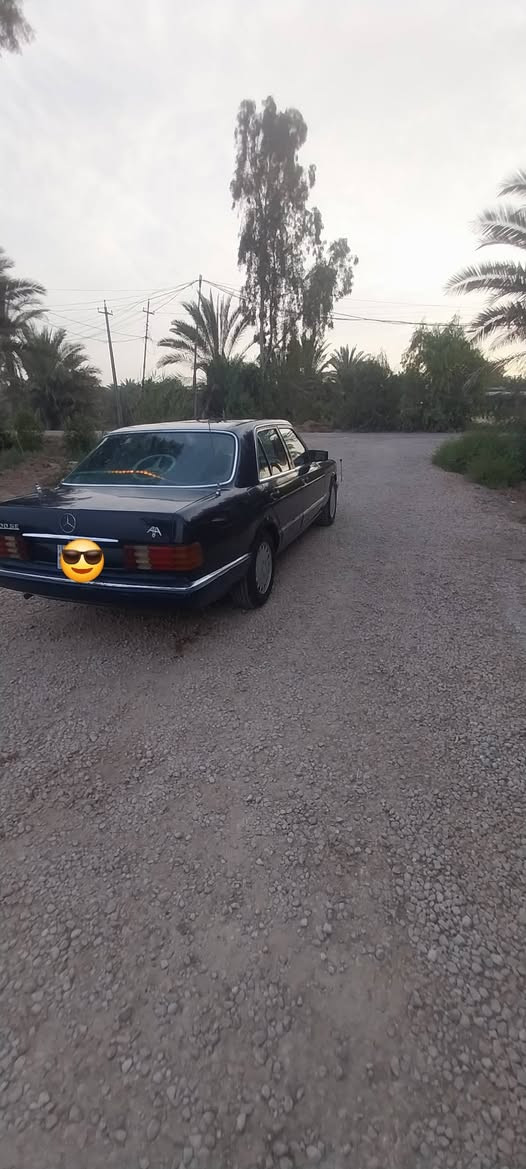 سلام عليكم سياره مرسدس البيع سياره نضيفه حيل دبلات جدد تخم تير جديد كمله مكمله سياره تريك البصره محور محرك بطه كير ومحرك مكفولات وتفصيل خاص وهذه رقم ***********
