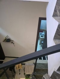 مشتمل للبيع مساحه ٥٠ متر ثلاث طوابق صابو صرف مسلح بسم شخص واحد مدخلين ...
