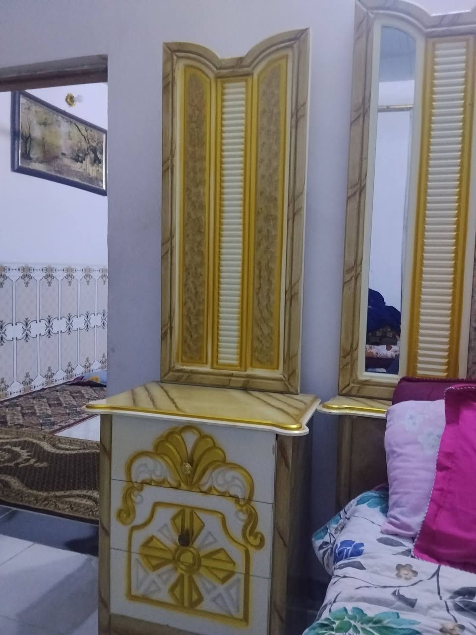 غرفه البيع مكان بغداد تواصل عله هاذا رقم ***********
