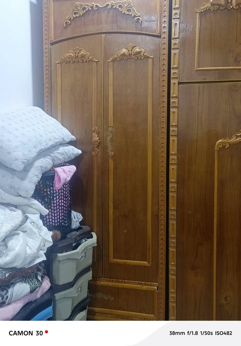 قرفة نوم للبيع التواصل عل الرقم ***********

