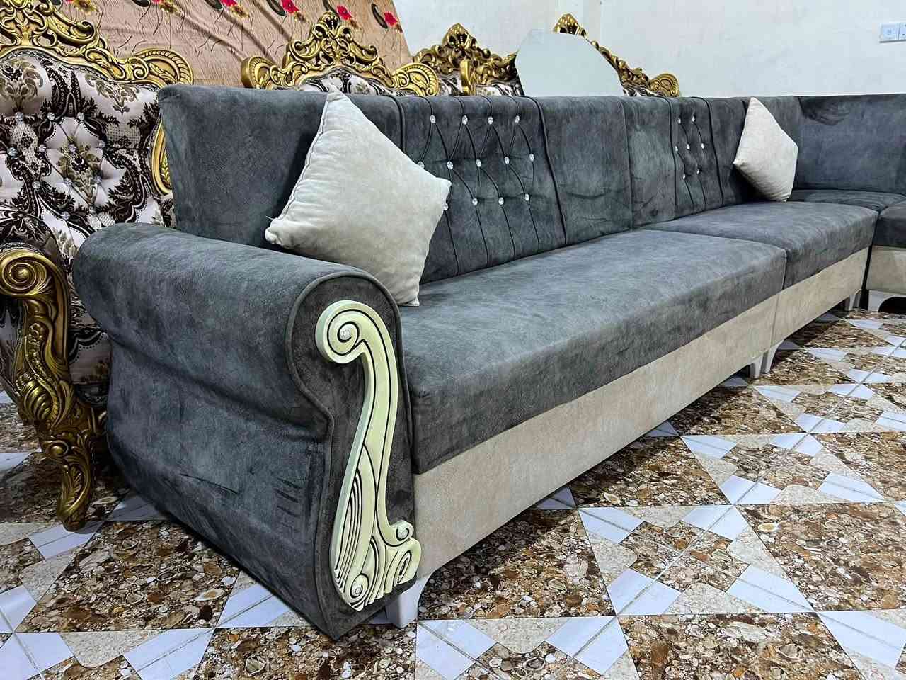 ئةم زاويية ١٠نةفةريية
بؤفرؤشتن بيعيبة 
سةعريشي 180هةزار
ژم***********
شوين كةلار
