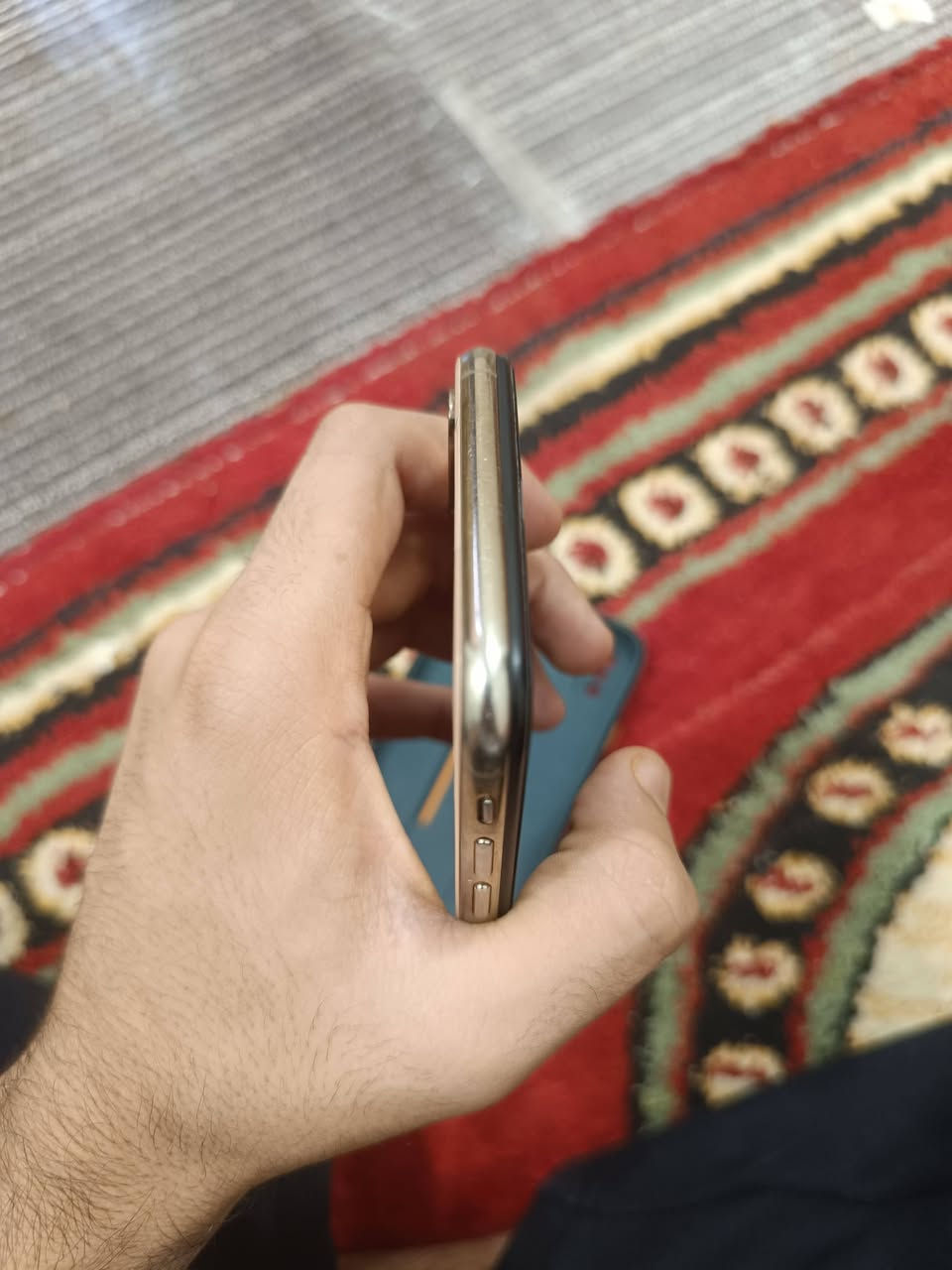 ايفون اكس ماكس مبدل شاشه اصليه 3 اختيارات وبطاريه 100 هم مبدله وجهاز كدامكم سعره 175 وبيه مجال رقم التواصل ***********
