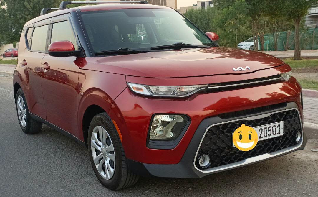 السلام عليكم ( بيع فقط )
رقم بغداد باسمي 
السعر 132 
برغي مبيها نقص  لايت زينون راك قمارة وياها
كير محرك صدر امامي خلفي كهربائيات مكفول
صيانة كاملة فلاتر ودهن وتخم تاير وبطارية جديدة 
كيا صول 2022  لون مشمشي
حادثها جاملغ وبنيد مبدل ومصبوغ 
صور الحادث ورقم الشاصي 
مرفقه في المنشور 
المواصفات
ايرباك ستيرن فقط 
محرك( 2000 )دوش 
ماشية (33600 ML )
حجر بيئة اصلي 
اضائة ترحيب بالدوس اصلية
شاشه كبيرة 
كتلوكات شركة 
ارضيات 
سبير مع العدة 
السيارة جديدة جدا جاهزة وكاملة 
العنوان : بغداد شهداء السيدية تقاطع الدرويش 
للاستفسار : ***********
