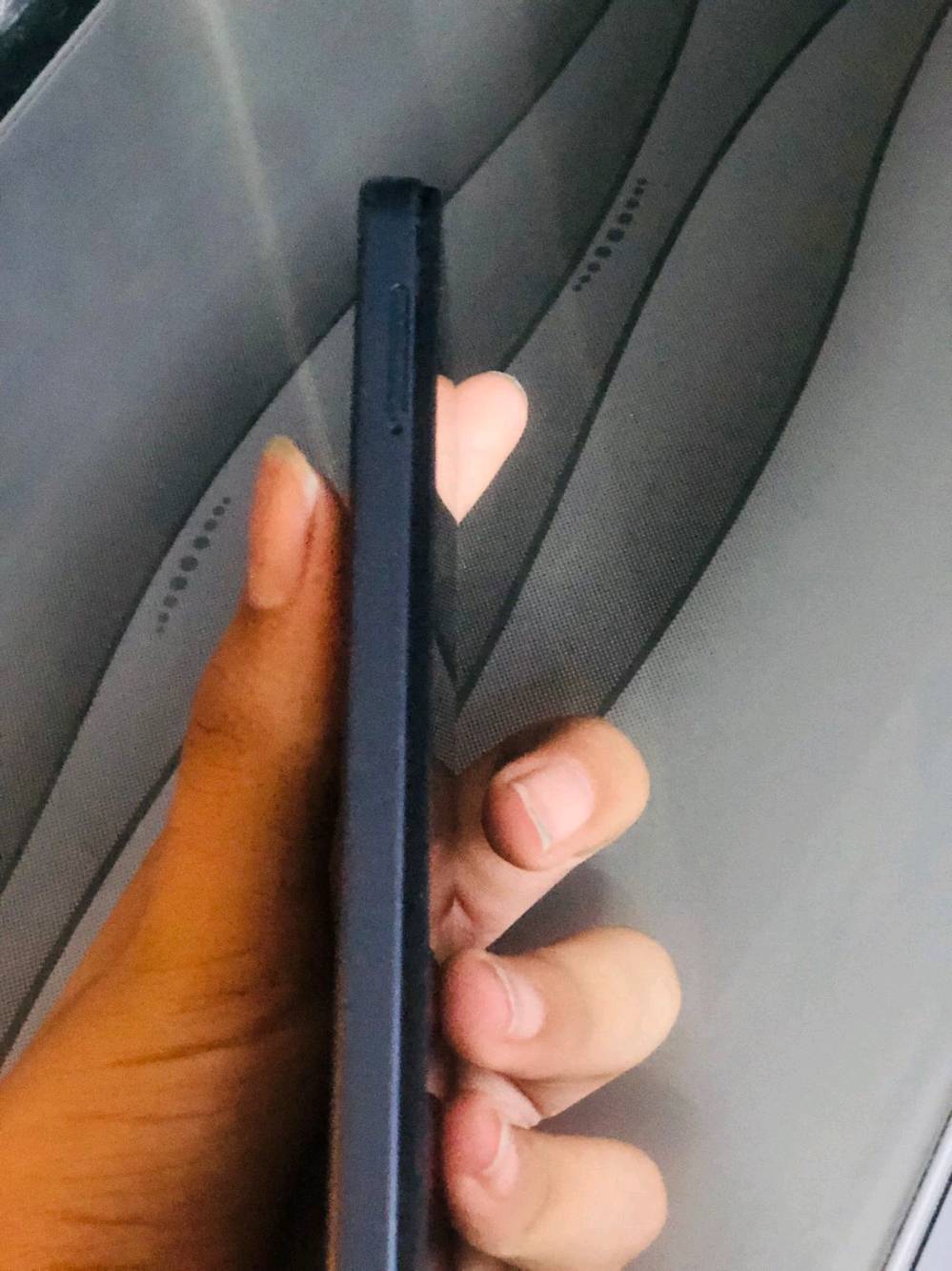 موبايل itelP40 نضيف مبدأ فقط قاعد شحن 
يجي ويا سماعه وشاحنه 
طالب مراوس ايفون 12 برو ماكس واطيه فرق 
140.000
واذا تريد بيع سعره 140