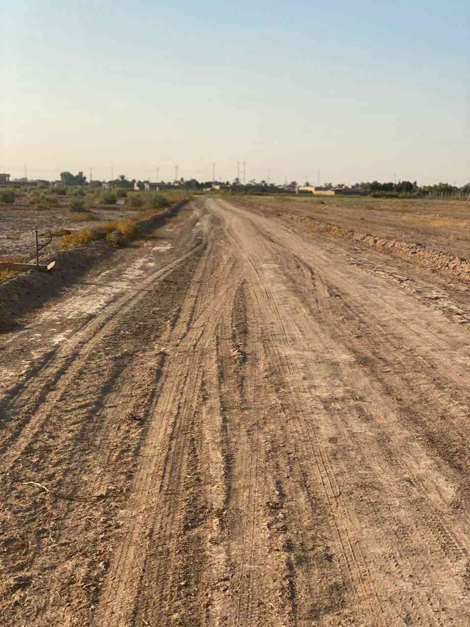 نصف دونم للبيع زراعي سند 117وجهه 26ونص ونزال 47 موقع  بغداد جسر الفرنسي منطقة العوادل ***********
