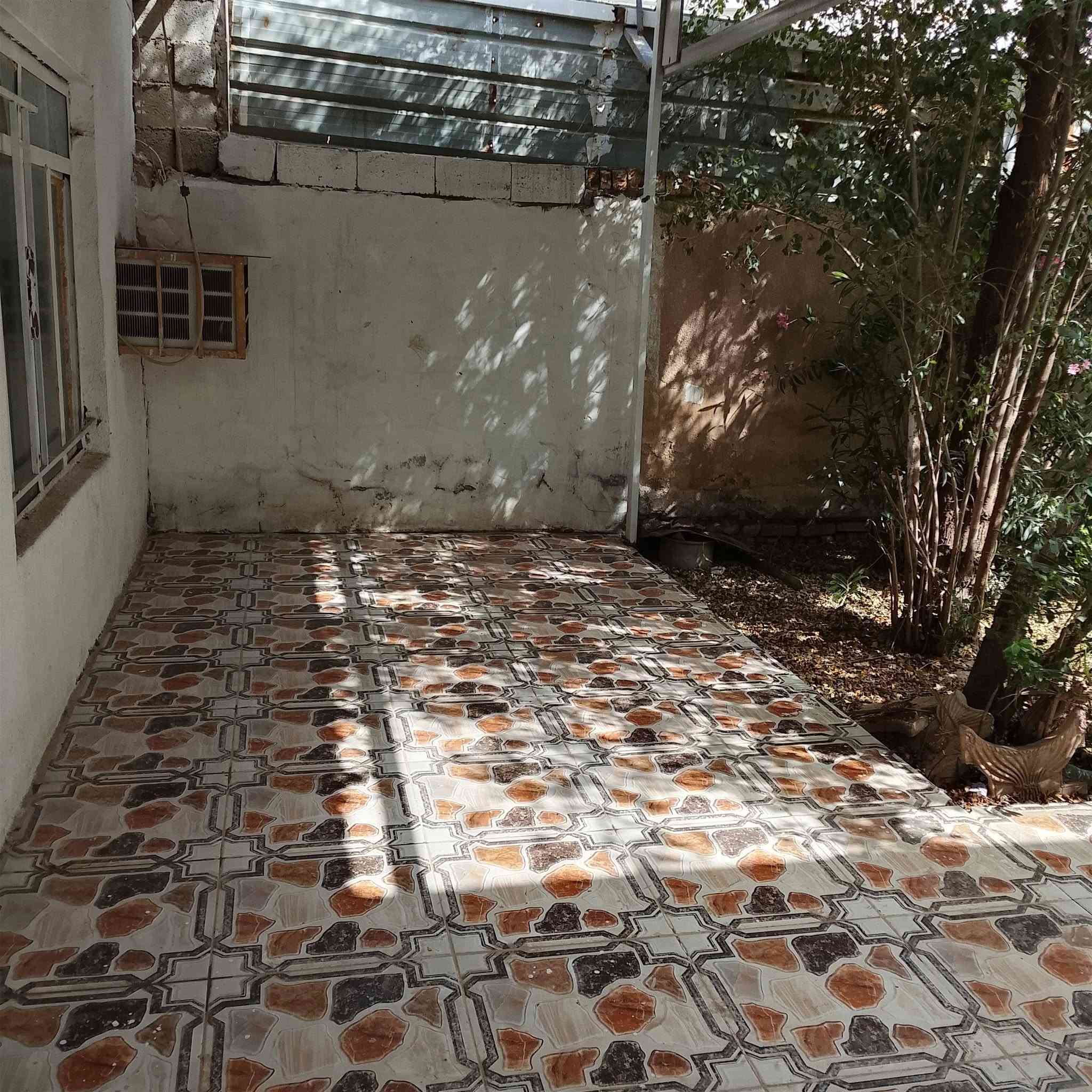 قطعة • شارع الاول • ١٧٠م