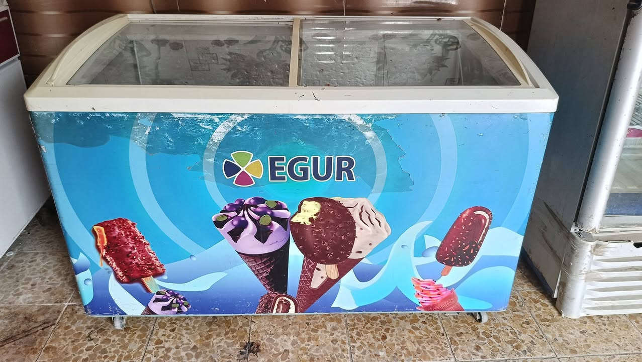 مجمده عارضه عل فحص خير من الله عنوان ديوانيه شارع سالم سعر 250 بيع مستعجل ***********
