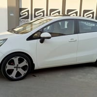 ريو ٢٠١٤ • صبغ قطعة واحدة • محرك وكير شرط