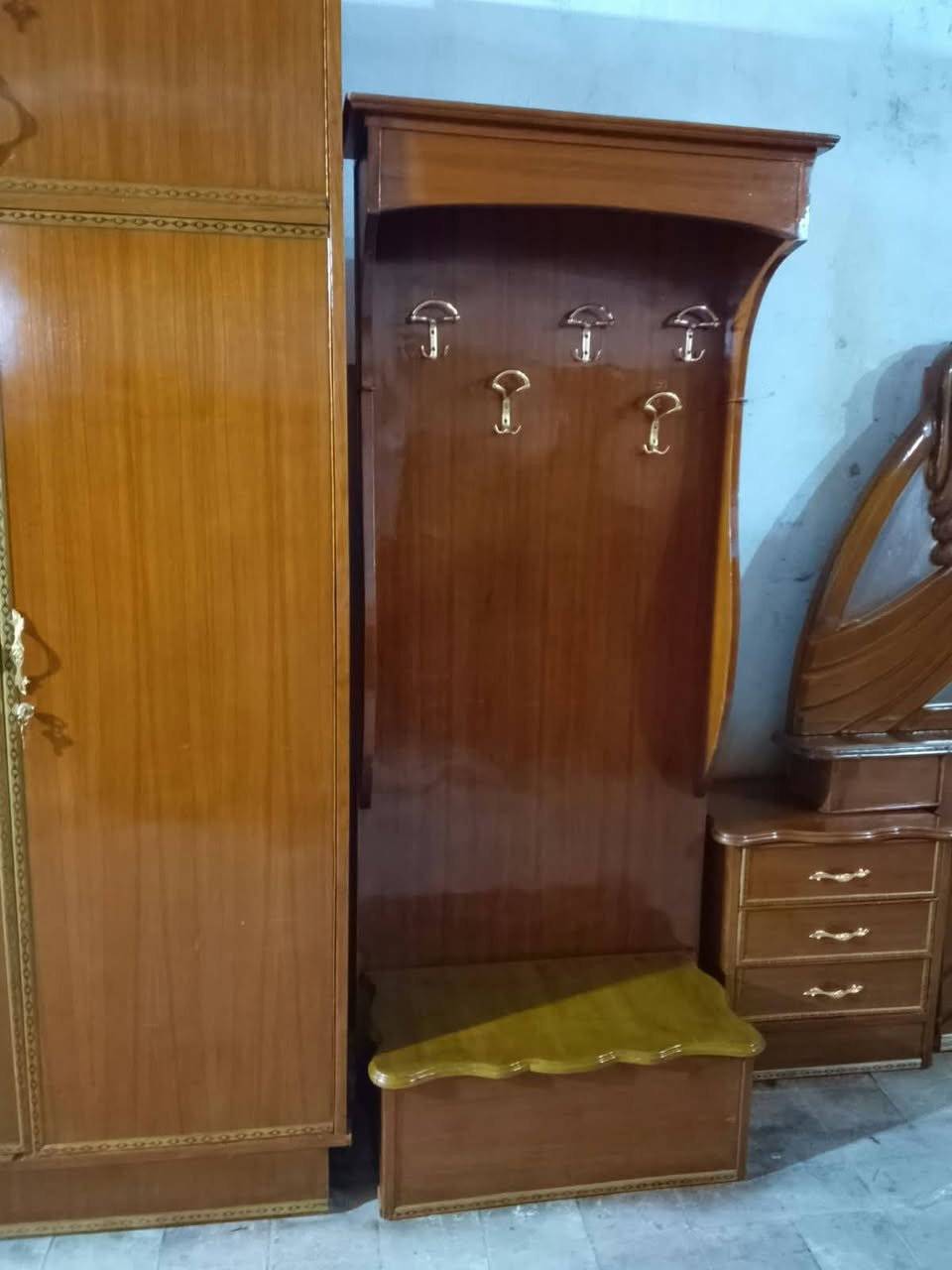 غرفة نوم صاج تسكام 5 ملم داخل وخارج طبيعي 
6باب ملحق اخت الجديده 
السعر 850 
العنوان حله ناحية ابو غرق 
***********
