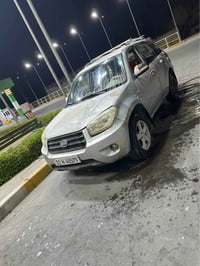 للبيع جون واي صيني موديل 13 مكينه وكير ياباني مسيوبيشي 2000كير اوتو فت...