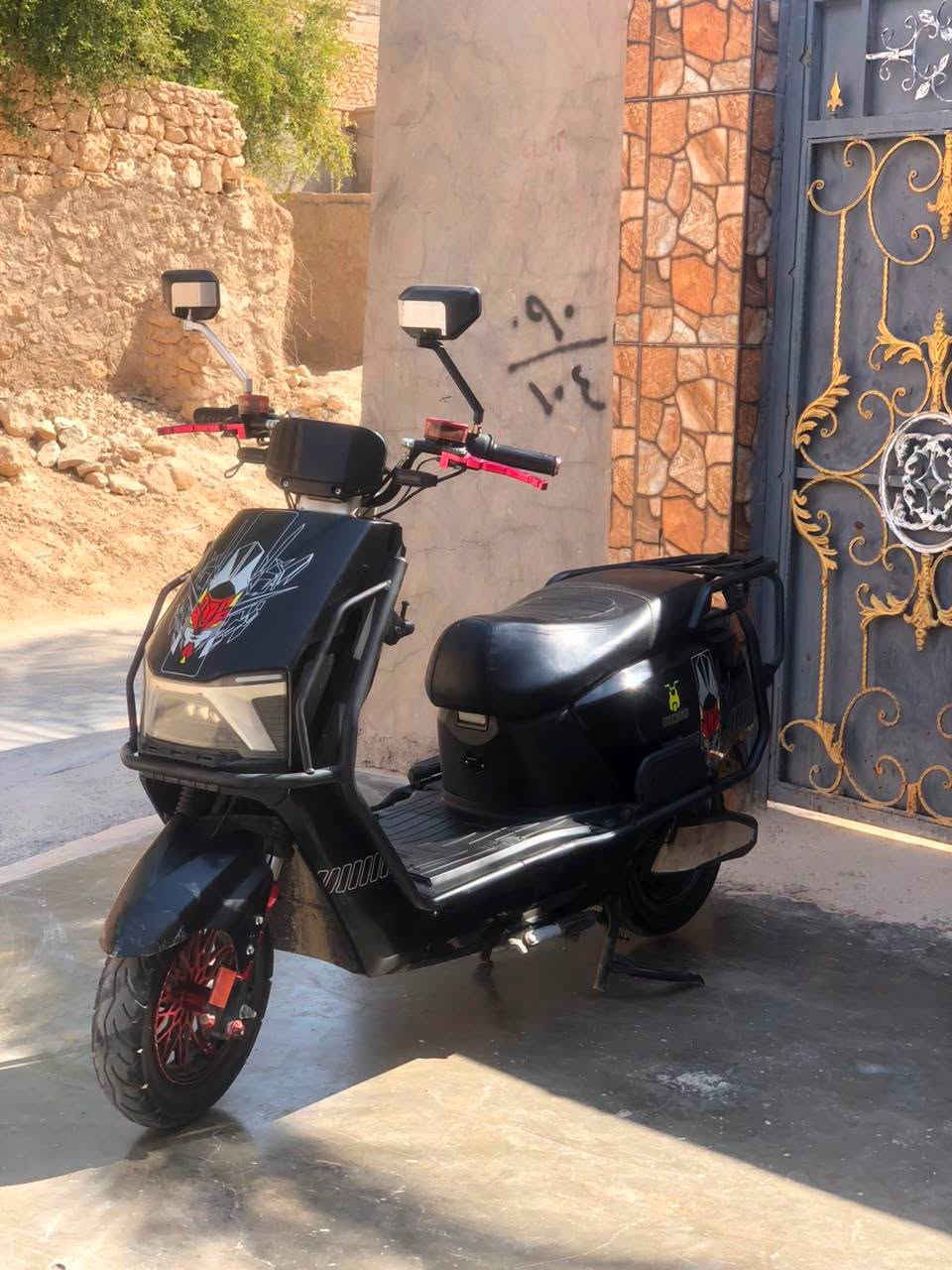 ماطور شحن 6 بطاريات سكنس دبدوب   بطاريات على الفحص موديل 25 السعر 550 الف والاستفسار على هذا الرقم
*********** 
واتساب بي
