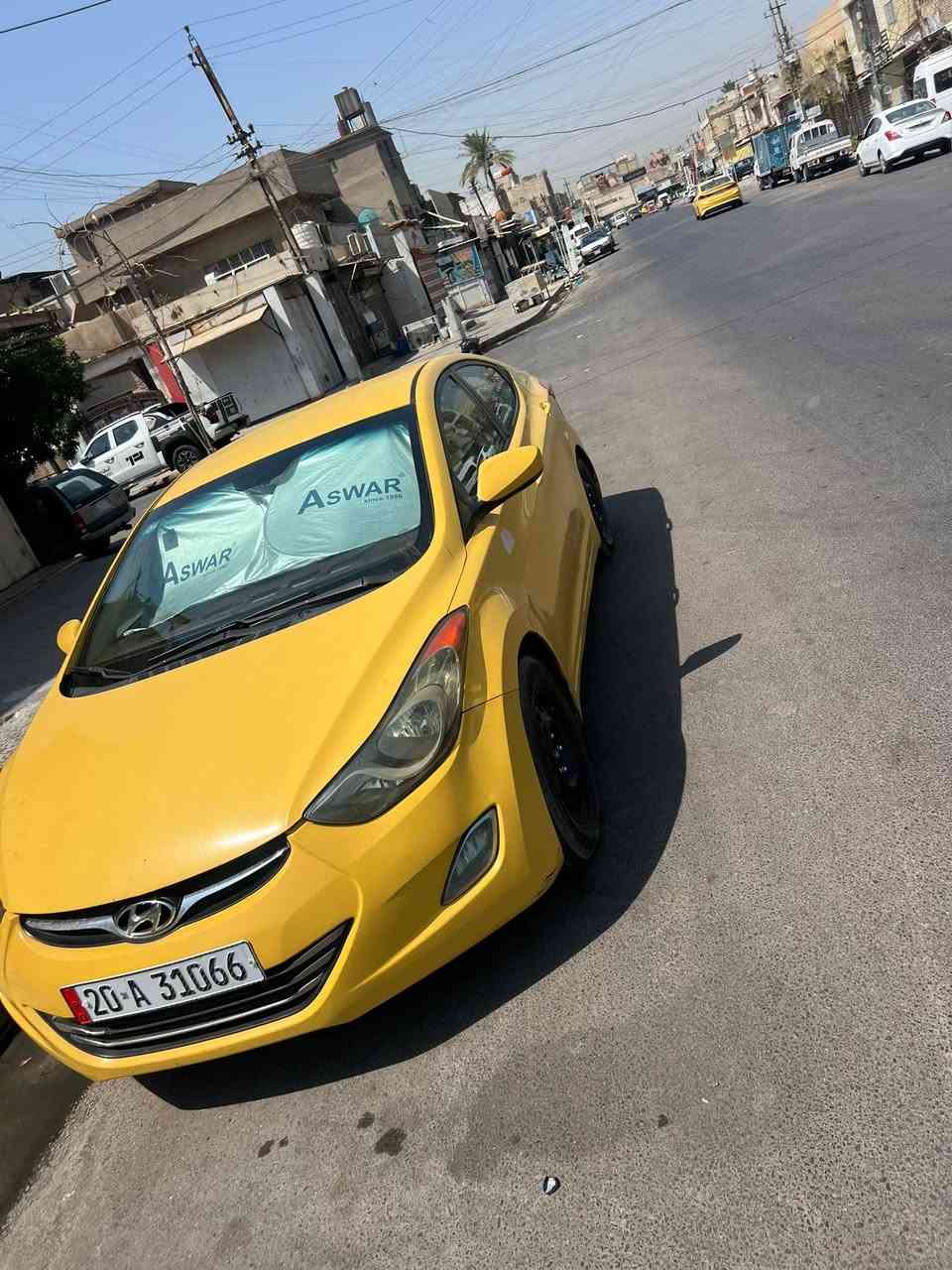 السلام  عليكم النترا موديل2013 بيه جاملغ خلفي ليبل واحد السياره  جاهز من مكينة وكير وحداديه وتبريد وتخم تاير رقم انكليزي مكينه دوش 1800  
العنوان /بغداد الجديده
***********

